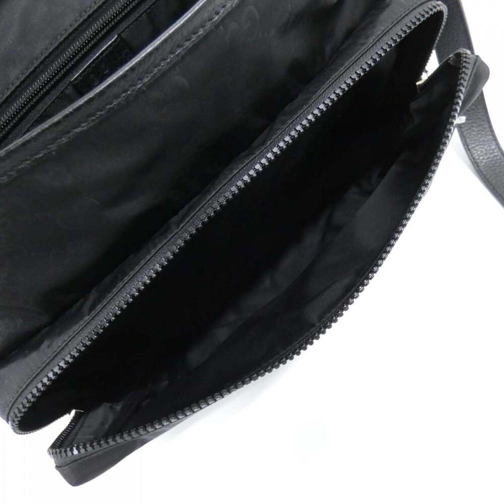 GUCCI Authentic Black Shoulder Bag - Picture 10 of 10